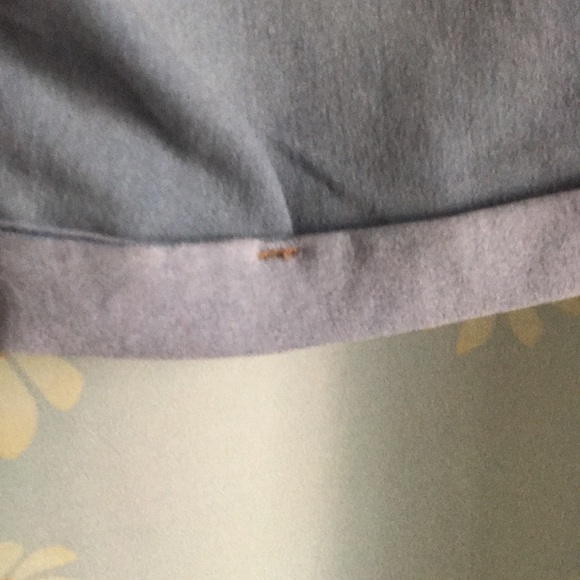 Levi’s girl’s mid rise midi shorts - Picture 6 of 7